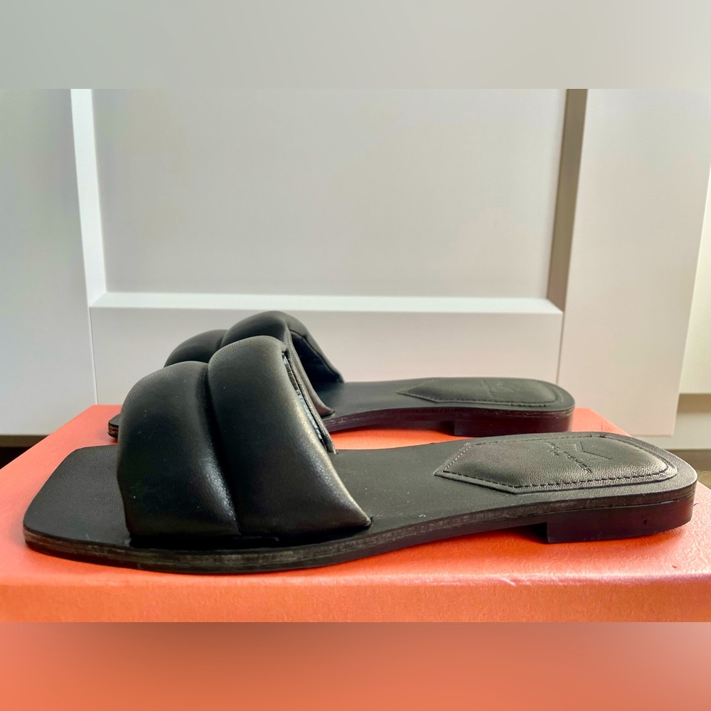 MARC FISHER Shoes Puffy Flat Slide Sandals - Black - sz 5